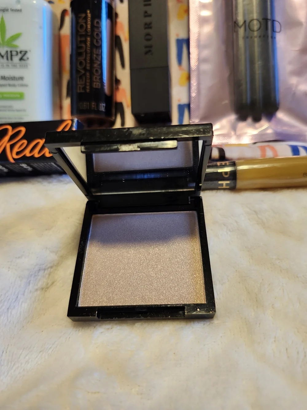 Beauty Bundle Of 7 Items - Hempz, Sephora, Morphe, Revolution
